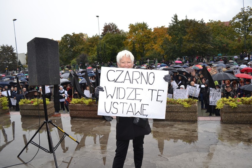 Czarny protest w miastach woj. śląskiego