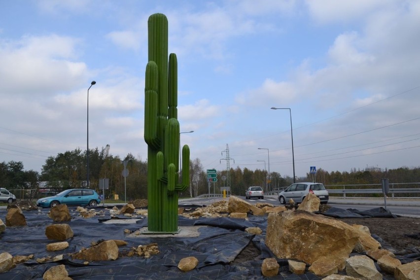 Kaktus na rondzie w Rybniku