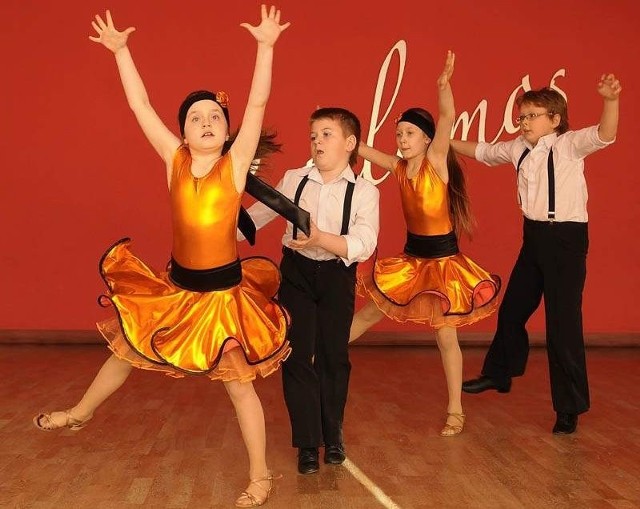 Tancerze z grupy Bailamos z Bydgoszczy dostali sie do finału programu "Got to Dance. Tylko taniec"