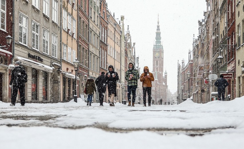 Gdańsk pod śniegiem zachwyca! Zobacz zdjęcia z zimowego spaceru po mieście