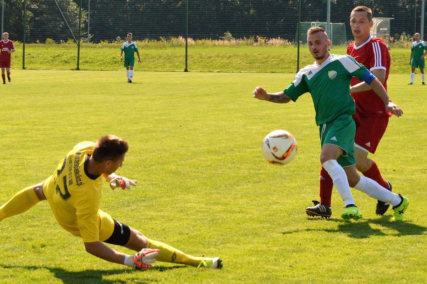 5. liga. W Osieku Brzezina i Nadwiślanin zremisowały wygrany mecz