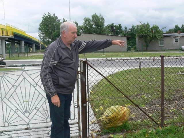 Tam biegł rów zbierający wodę z naszej działki i sąsiadów, który został zaspany.