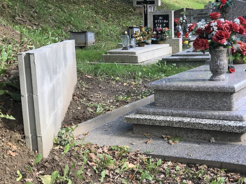 Słupszczanka dwa razy oszukana na cmentarzu. Odzyska pieniądze oraz wiarę w uczciwość ludzi 