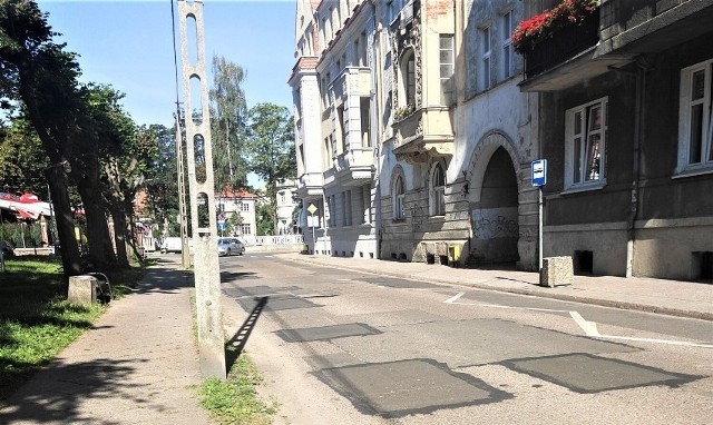 Urząd Miasta wkrótce ogłosi przetarg na remont ul. Grunwaldzkiej. Co zamiast łat, które wyglądają jak patchwork?