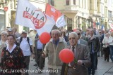 1 Maja - manifestacja z okazji Międzynarodowego Dnia Solidarności Ludzi Pracy [zdjęcia]