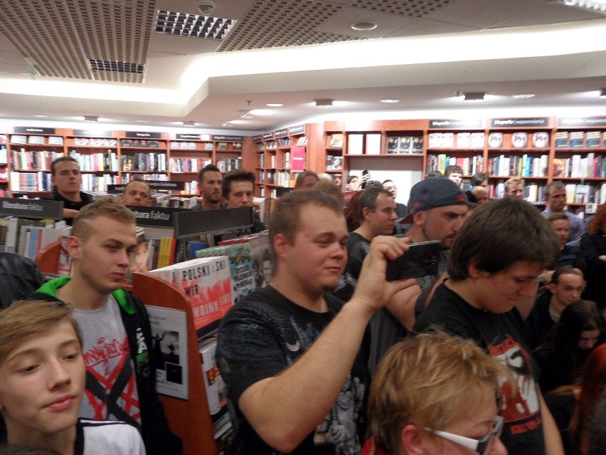 Grupa Behemoth w empiku Silesia City Center. Zobaczcie [ZDJĘCIA] z spotkania z fanami