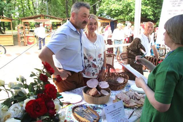 Pierwsze miejsce w kategorii produkty pochodzenia zwierzęcego zajęła staropolska szynka z tłuszczykiem Bożeny i Tadeusza Matuszewskich z Bęczkowa w gminie Górno.