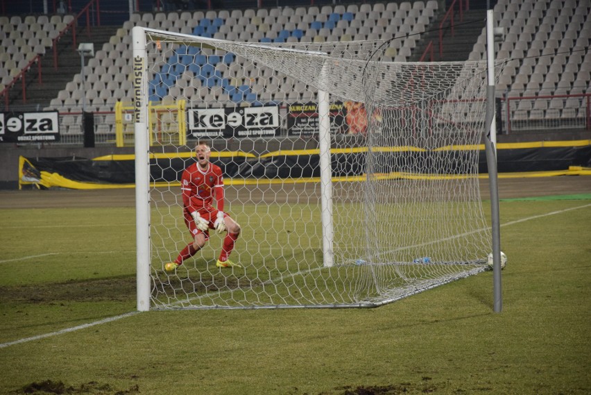 Drużyna Raków Częstochowa pokonała ROW 1964 Rybnik 2:1