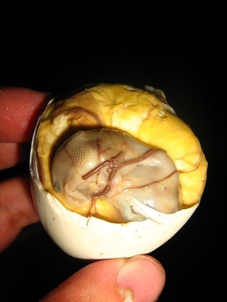 Balut - przysmak z Filipin.