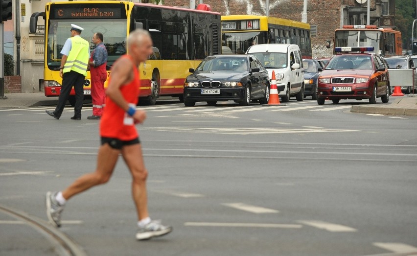 Maraton Wrocław 2014. Kenijczycy zdominowali bieg. Kangogo blisko rekordu (WYNIKI, ZDJĘCIA)