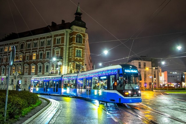 6. grudnia Święty Mikołaj będzie rozdawał łakocie w świątecznym tramwaju MPK w Krakowie