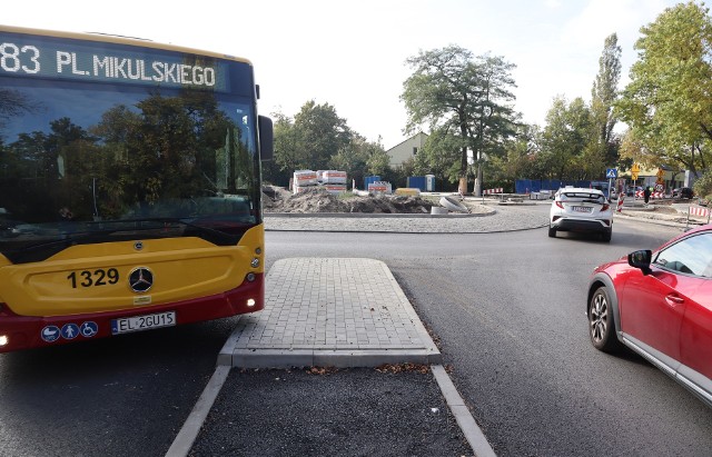 Rondo u zbiegu Krakowskiej, Siewnej i Złotna zostanie udostępnione także dla jadących w kierunku alei Unii Lubelskiej.