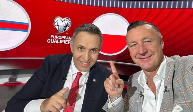 Tomasz Hajto z Romanem Kołtoniem w studiu Polsatu Sport
