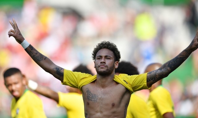 Neymar podczas meczu Austria - Brazylia (10 czerwca 2018)