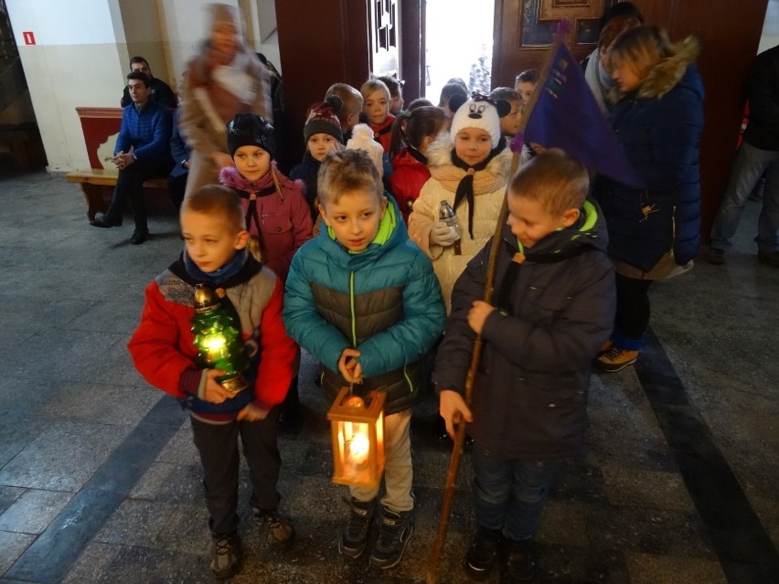 Czarne Jagódki przekazały Światełko mieszkańcom gminy Nowe