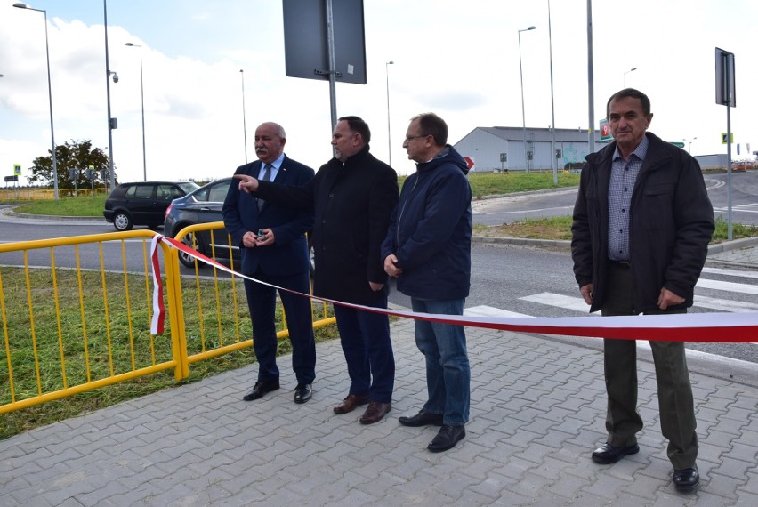 Uroczyste otwarcie ronda na skrzyżowaniu dróg krajowych w Lipniku (ZDJĘCIA)