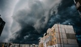 Prognoza pogody na czwartek i piątek. Instytut Meteorologii i Gospodarki ostrzega przed burzami z gradem. Gdzie będzie niebezpiecznie?
