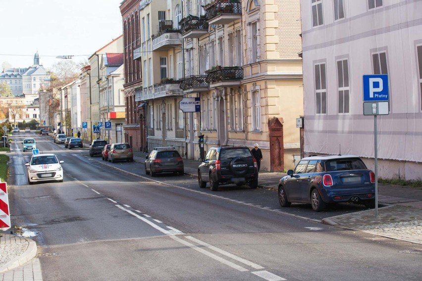 Przebudowa ul. Armii Krajowej odbywa się w ramach projektu...