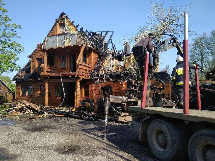 Tatarska Jurta spłonęła równo rok temu. Pożar w Kruszynianach wybuchł w nocy (zdjęcia)