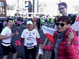 Zielonogórzanin Marian Tatarynowicz przebiegł sto maratonów....