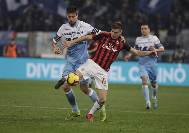 Krzysztof Piątek bez gola w meczu Lazio - Milan