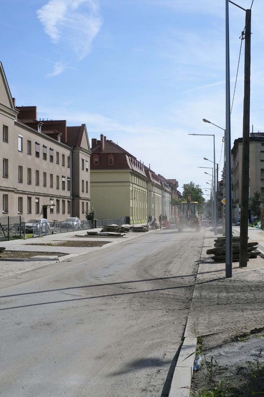 Poznań: kolejny odcinek ulicy Kolejowej jest już przejezdny. Niestety tylko w jedną stronę