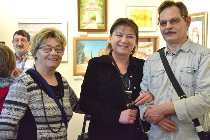 Obrazy malarzy z Towarzystwa Przyjaciół Sztuk Pięknych w Muzeum Historii Kielce