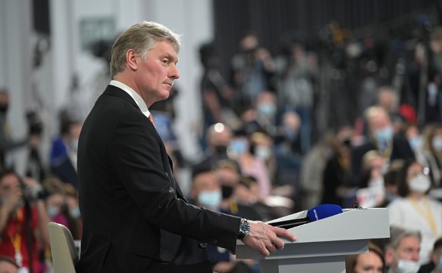 Dmitrij Pieskow jest od wielu lat rzecznikiem Putina i jego głos znaczy nawet więcej niż głos premiera