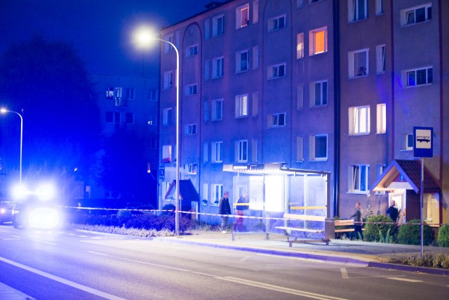 W piątek wieczorem na ul. Zygmunta Augusta w Słupsku rozległy się strzały. Policja zabezpieczała teren