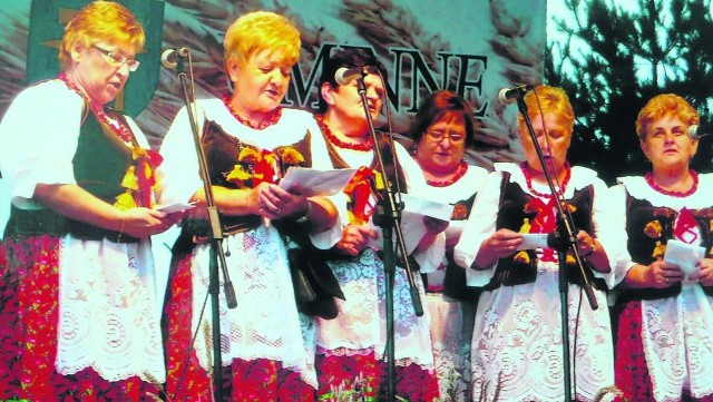Koło Gospodyń Wiejskich z Węgrzc Wielkich śpiewa także własne piosenki i przyśpiewki