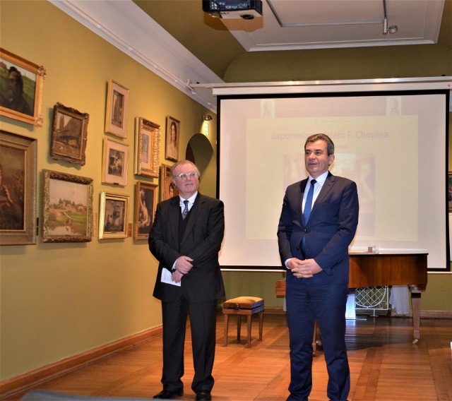 Muzeum Podlaskie. Prof. Daniel De Clerck dyrektor Akademii Muzycznej Fryderyka Chopina w Brukseli dał recital