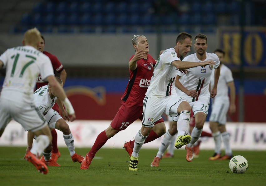 Piast Gilwice podzielił się punktami ze Ślaskiem po golach w...