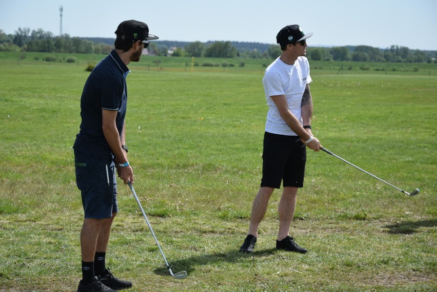 Na polu golfowym Zawarcie w Gorzowie w sobotę odbył się...