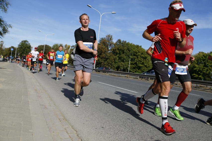 Uczestnicy Maratonu Warszawskiego 2018. Więcej zdjęć...