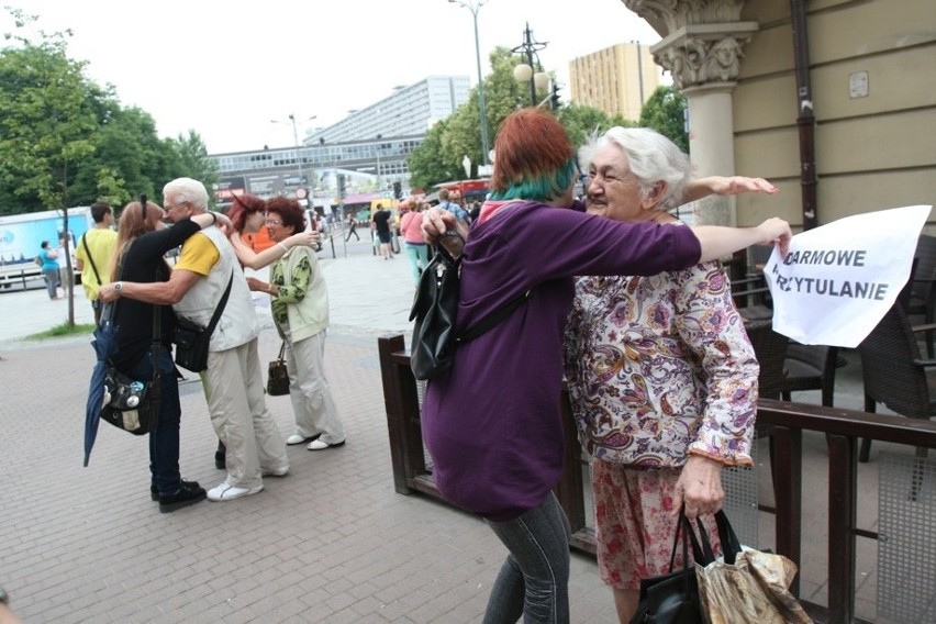 Dzień przytulania  na Stawowej w Katowicach