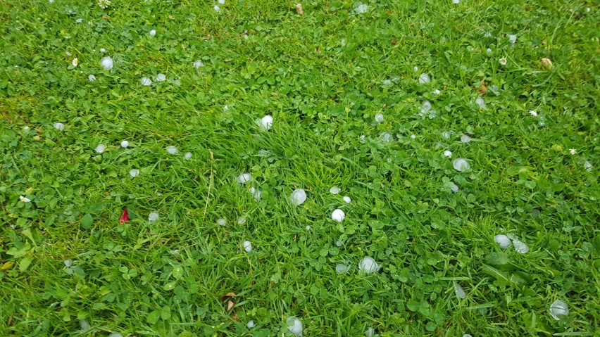 W czwartkowe popołudnie oraz w noc z czwartku na piątek w...