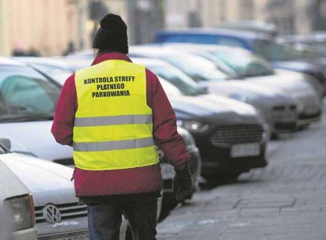 W strefie parkowania przybędzie nowy sposób wnoszenia opłat