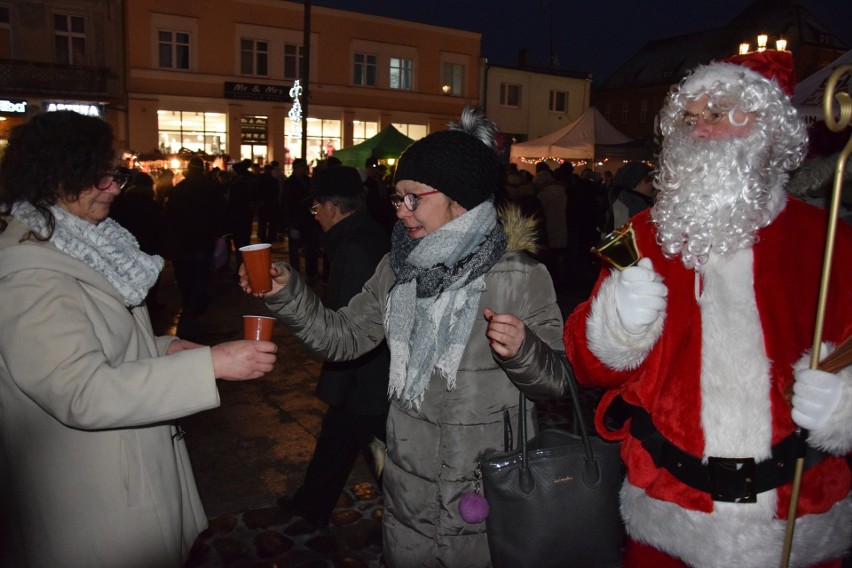 Jarmark bożonarodzeniowy i wigilia na rynku w Żninie [zdjęcia]