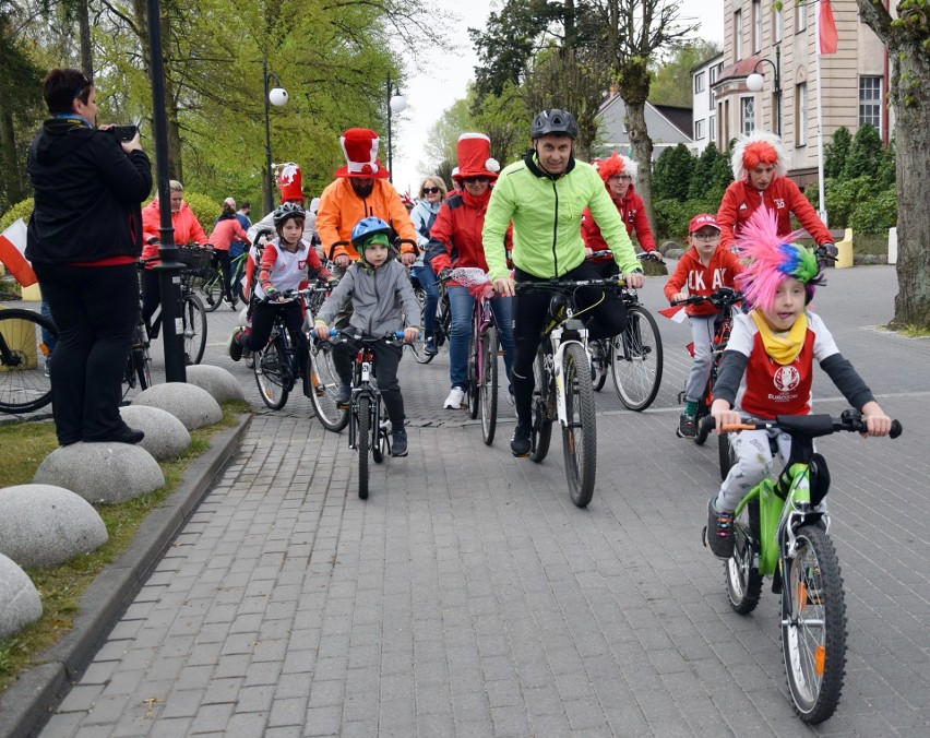 W piątek w Miastku MTS Hamer zorganizował rodzinny rowerowy...