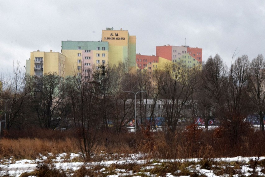 Najwięcej w Polsce bloków z wielkiej płyty w Kielcach! Dlaczego? W ostatnich latach buduje się tu mniej niż w innych miastach  [ZDJĘCIA]