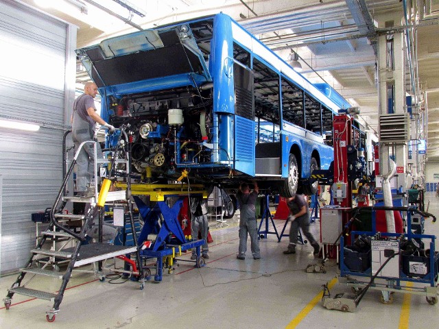 Pracownicy MAN Bus Starachowice, od 1 lipca dostaną podwyżki.