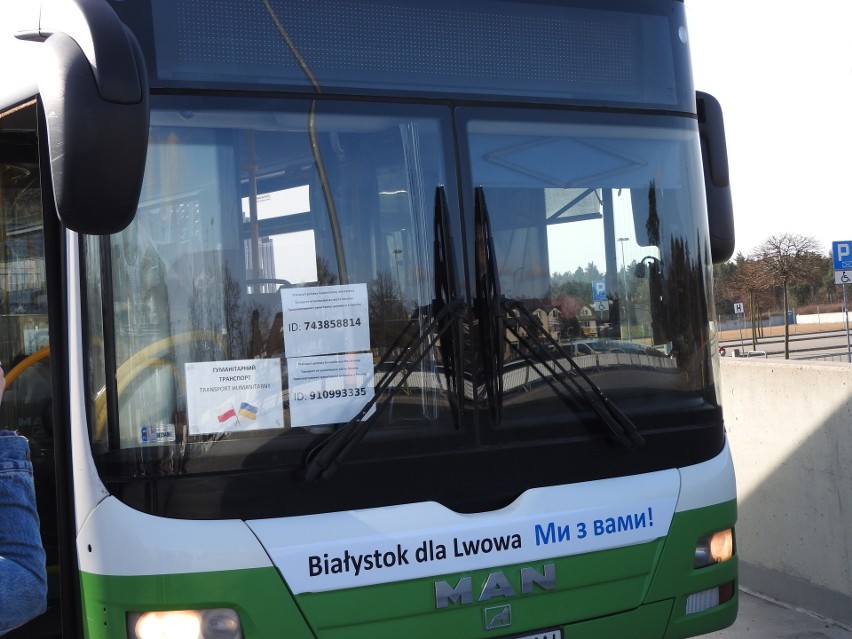 Białystok przekazał w darze dla Lwowa dwa autobusy...