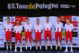 Prezentacja ekip jadących w 80. Tour de Pologne na MTP. 24 drużyny zaprezentowały się poznańskiej publiczności