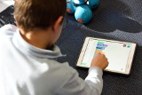 Koronawirus na Pomorzu. Dzieciaki z imigranckich rodzin potrzebują korepetytorów i sprzętu do nauki on-line