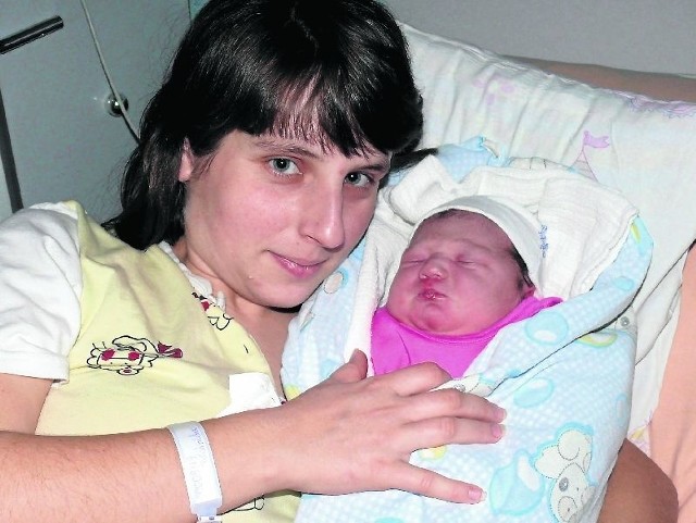 Gabrysia była pierwszym dzieckiem, jakie przyszło na świat w tym roku w Stalowej Woli. Mama Ewelina Wołoszyn pochodzi z Kłyżowa.