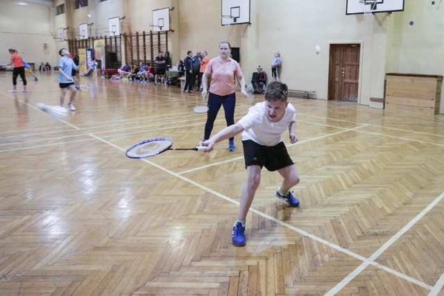 W sobotę w szkole przy ulicy Zaborowskiej w Słupsku odbył się turniej badmintona. Zapraszamy do galerii zdjęć.