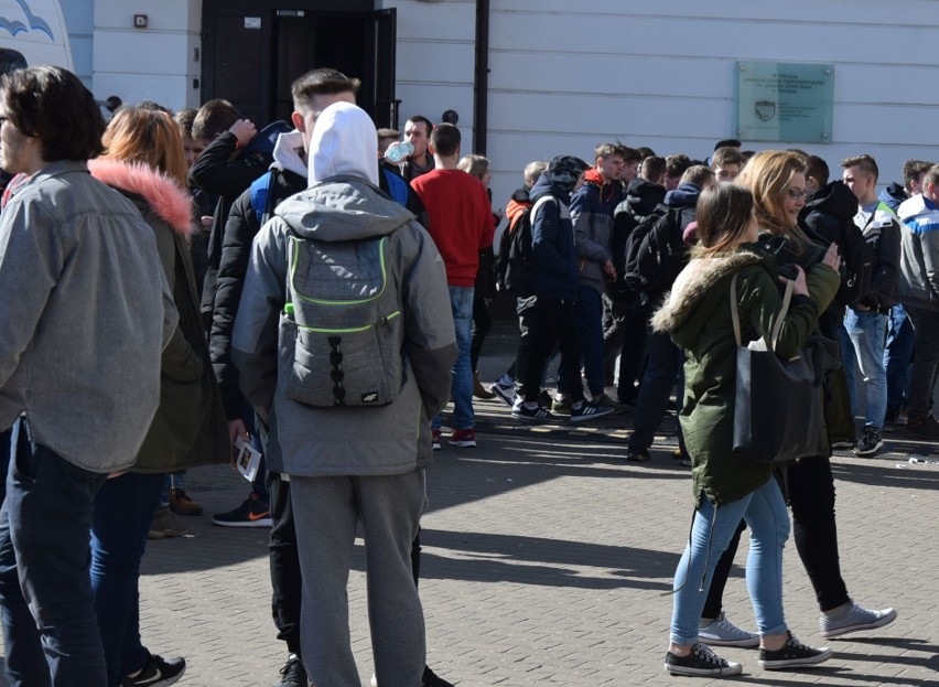 Ostrołęka. Prezentacje Edukacyjne 2018 w hali im. Gołasia [ZDJĘCIA]