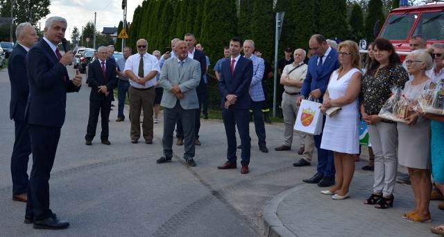 W otwarciu dróg w poniedziałek (24.08) wziął udział wojewoda podlaski Bohdan Paszkowski.