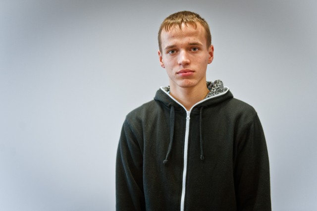 18-letni Maciej Adamski, który schwytał pijanego kierowcę, jest uczniem II Liceum Ogólnokształcącego im. Dąbrówki w Gnieźnie