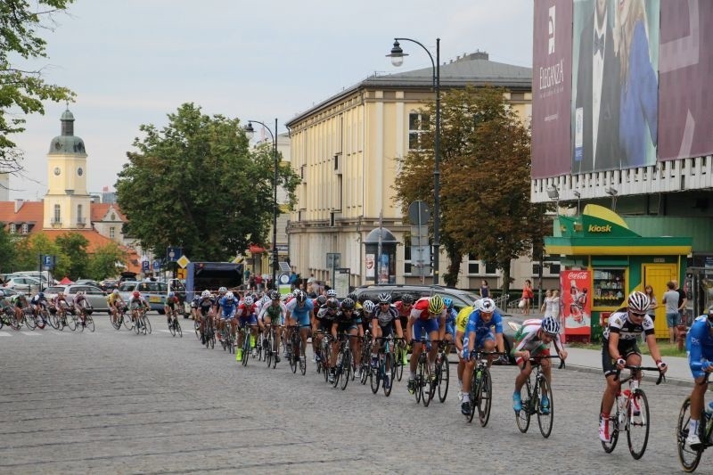 XXVIII Międzynarodowy Wyścig "Niemen". Kolarze wylewali siódme poty w centrum (zdjęcia, wideo)